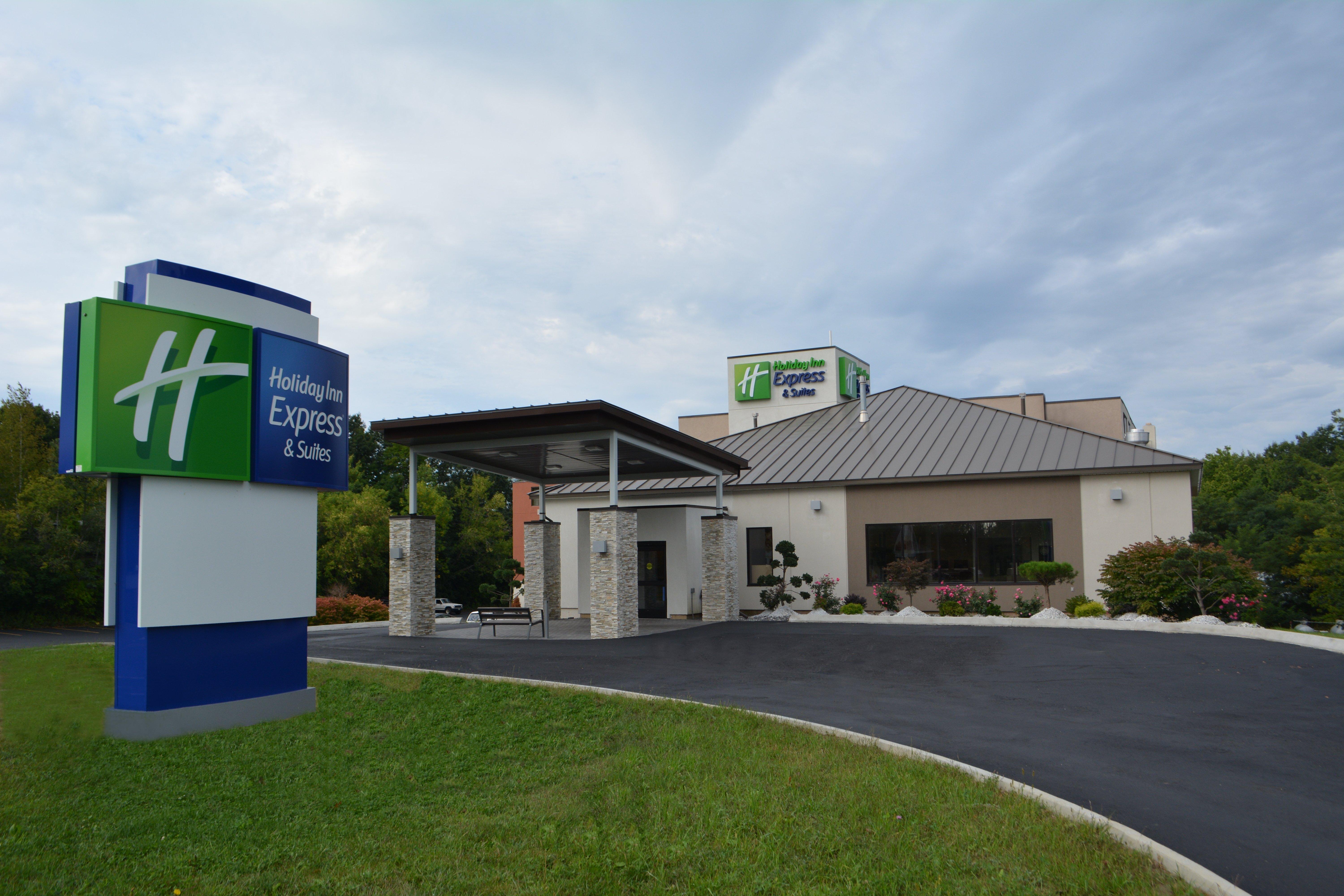 Holiday Inn Express & Suites Waterville - North By Ihg Exteriér fotografie